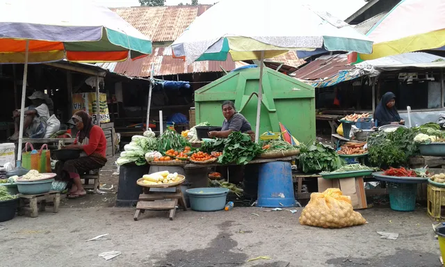 Pasar Mbongawani Ende