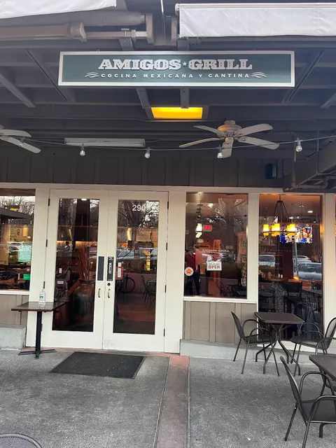 Ladera Country Shopper