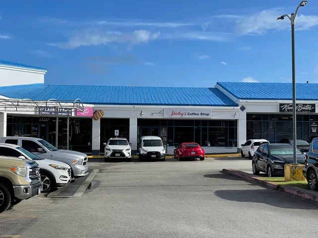 Shirley's Coffee Shop, Harmon