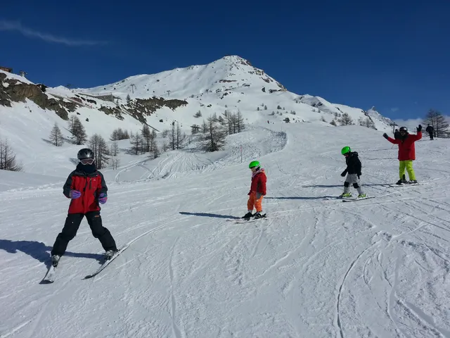 Family Skiing Zermatt