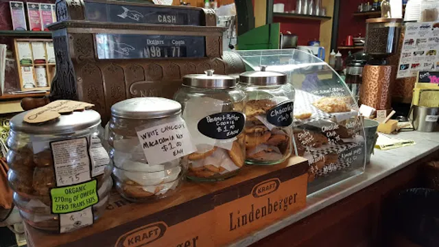 Cahuenga General Store