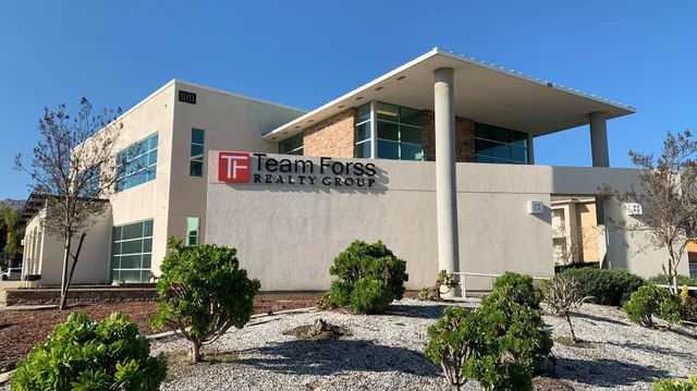 Karl & MaryAnn, KS Title Team - Monarch Title