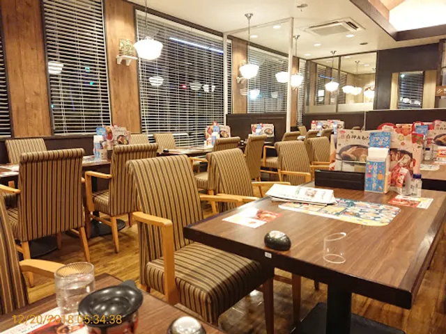 ジョナサン 横浜岡津店