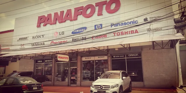 Panafoto • Zona Libre