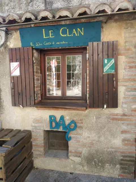 Le Clan by des gouts et des couleurs