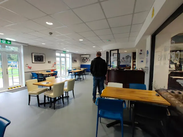 Crowns Cafe