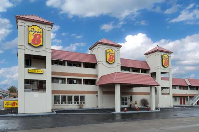 Super 8 by Wyndham Fernley