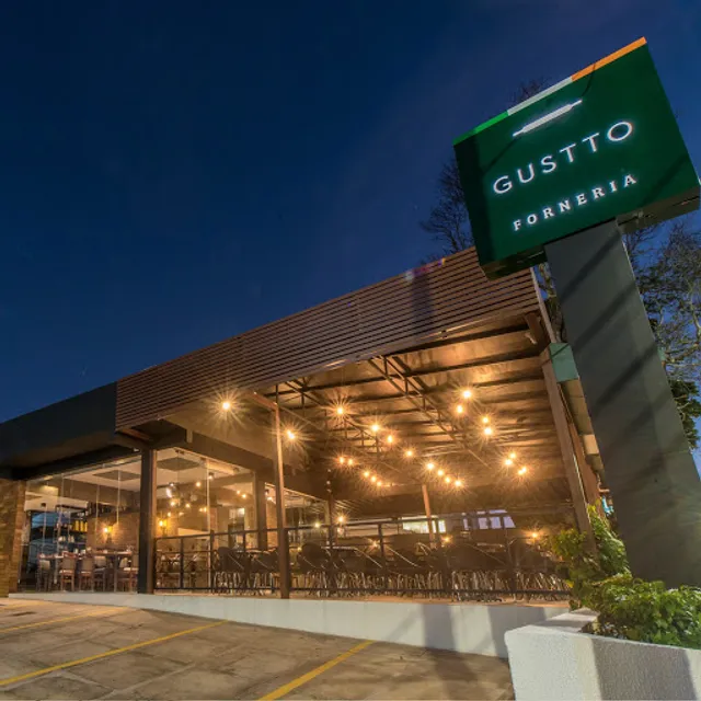 GUSTTO Forneria