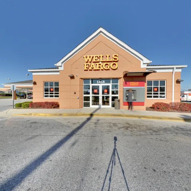 Martin Plaza Shopping Center