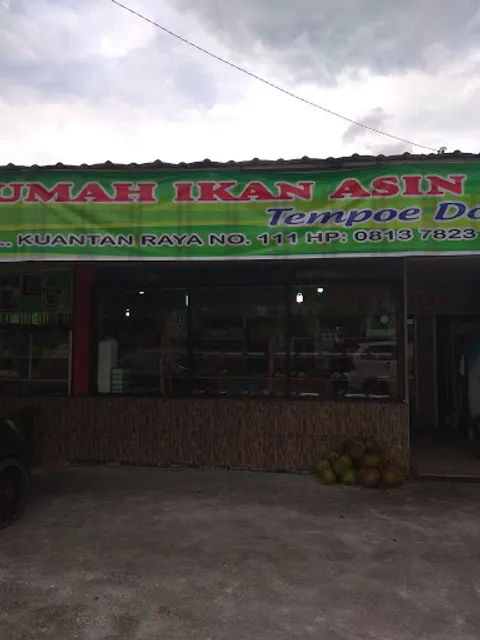 RM.IKAN ASIN DAN IKAN BAKAR DAPUR RUMAHAN