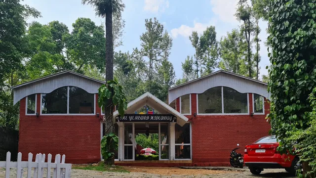 Yercaud Hideaway Resort
