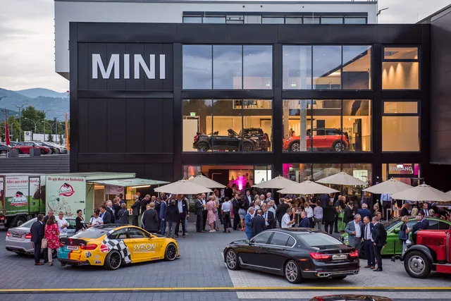 ahg Autohandelsgesellschaft mbH, BMW und Kia Vertragshändler, MINI und Land Rover Partner, Jaguar Service