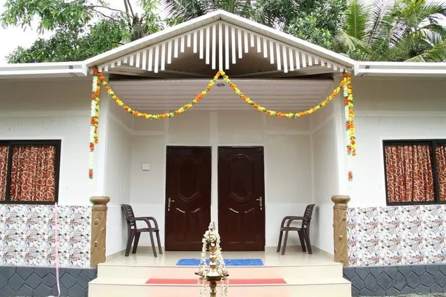 CHITHRANJALI RESORTS & HOMESTAY