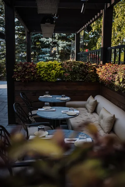 BAR LOCALE Newmarket