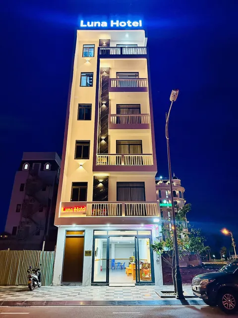 Luna Hotel
