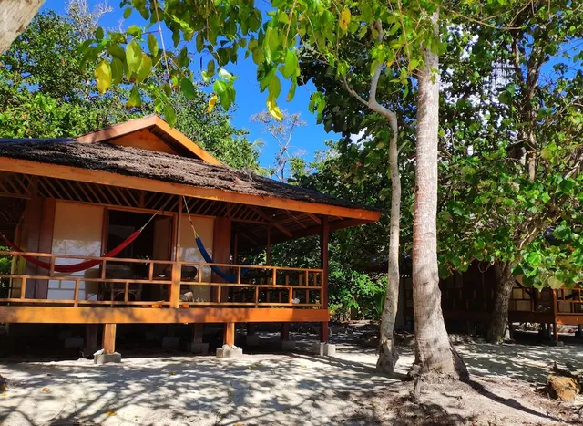 Harmony Bay Resort & Dive Center