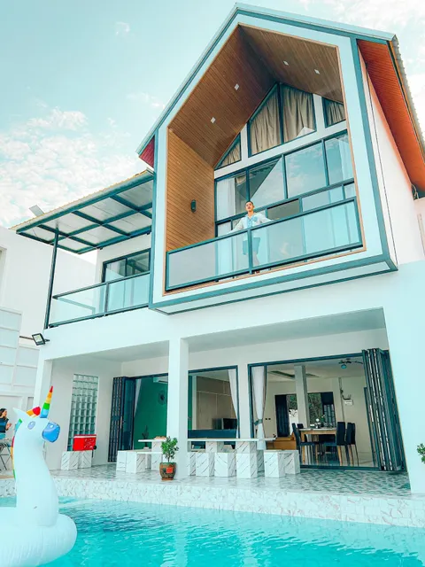 Beachfront Pool Villa Samaesaen