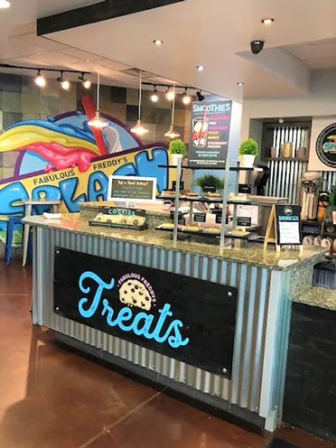 Splash Drinks & Treats