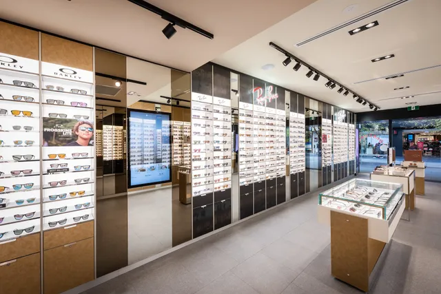 Sunglass Hut Rundle Mall
