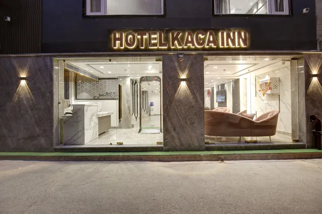 Hotel Kaca Inn- by Haveliya Hotels