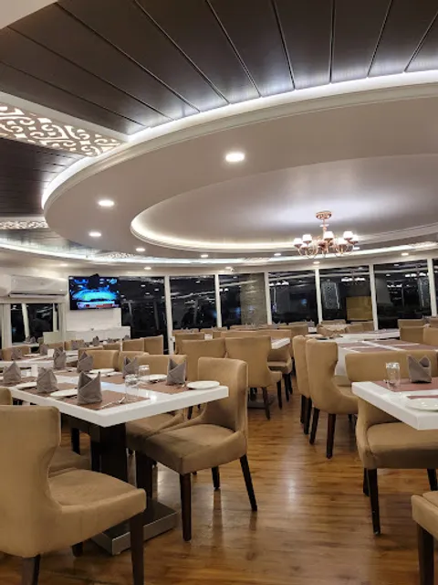 Merry Go Round Restaurant