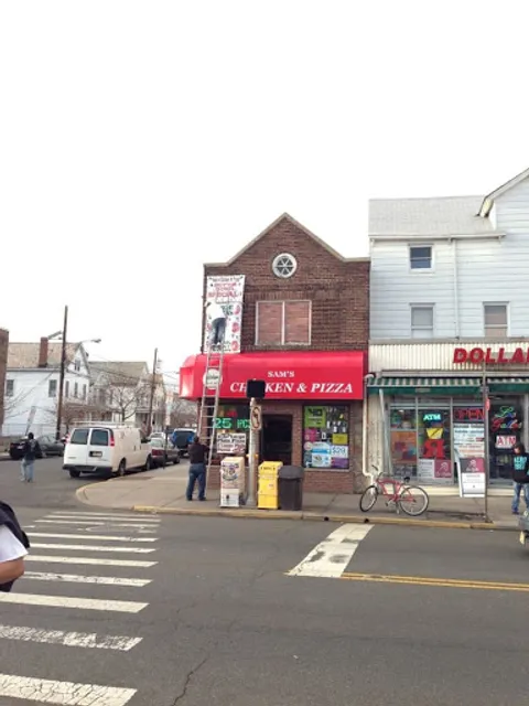 Sam's Chicken & Pizza