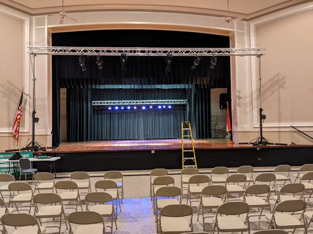 Carthage Memorial Hall