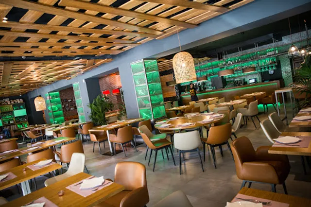 33-45 Sound Restaurant