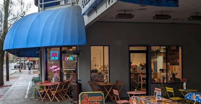 The Naked Crepe Cafe