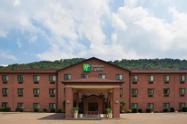 Wingate by Wyndham Newell