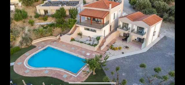 OLIVE GROVE MAISONETTES AND APTS.