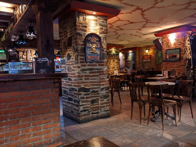 Cervecería Las Cavas del Champán