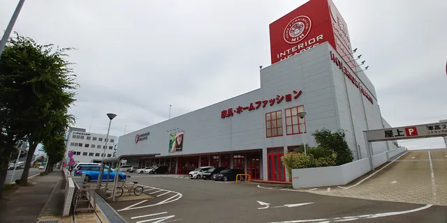 Manabe Interior Hearts Hakata shop