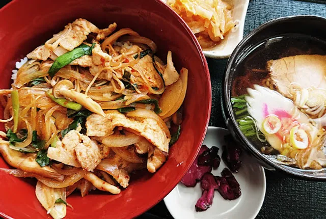 キッチンやしろ亭