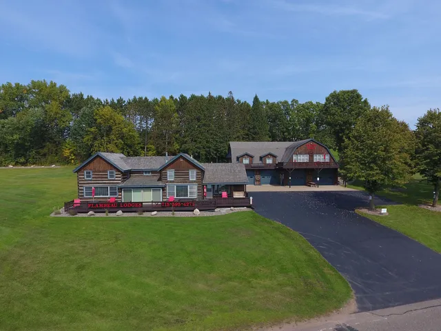 Flambeau Lodge Karla is w9636