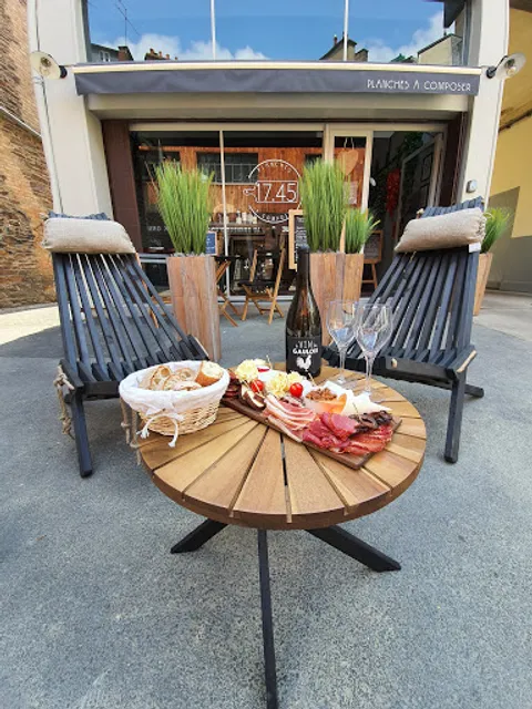 Le 17.45 Rennes - Planches à composer