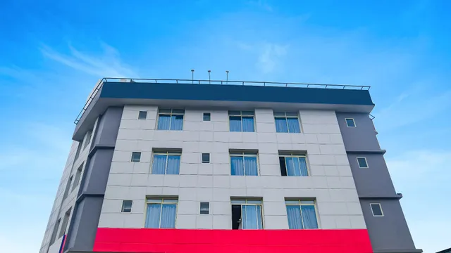 FabHotel Friends Inn - Hotel in Vijay Nagar, Indore