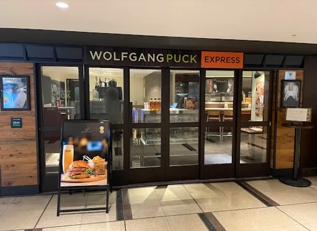 Wolfgang Puck Express