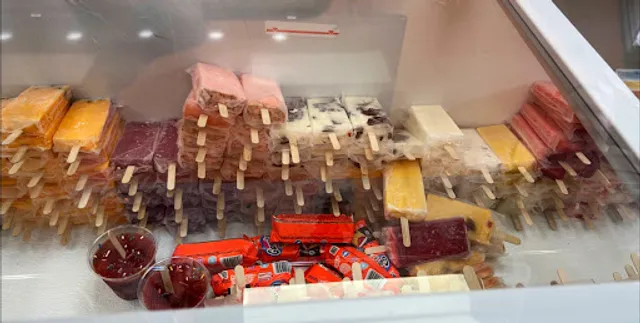 Los Mangos Ice Cream