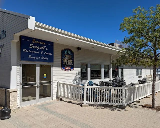 Seagulls Restaurant & Lounge