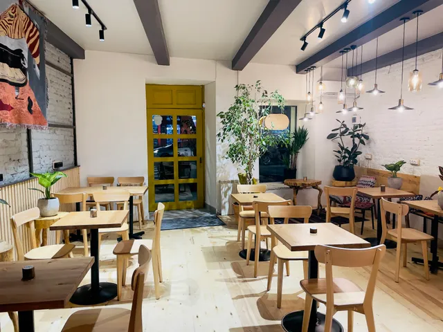 21PM — Kitchen, Coffee & Bar