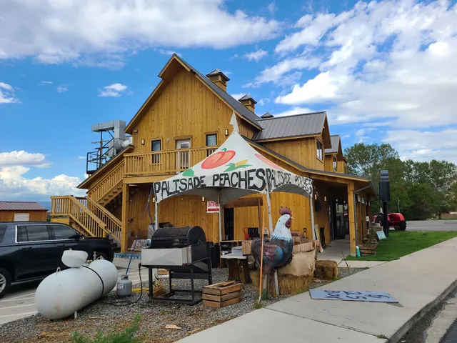 Palisade Peach Shack U-Pick Tours & Fruit Stand