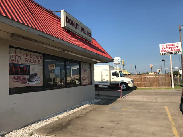 Donut Palace