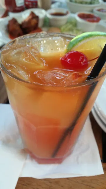 DB's Grill & Bar, Holiday Inn - Diamond Bar