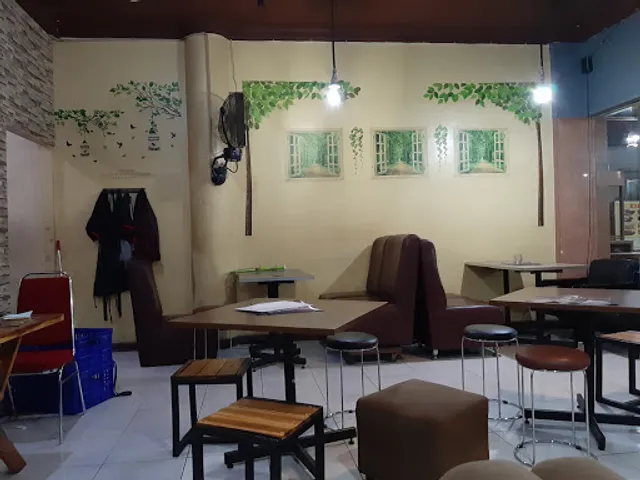 MokaKopi & Sop Saudara