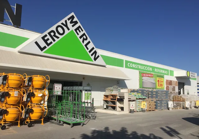 Leroy Merlin Almacén de Construcción en Granada