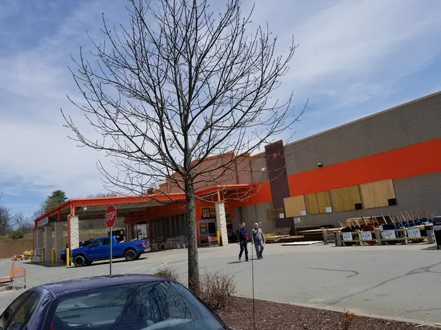 Thompson Square Mall