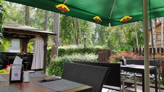 Nojan Tapan, restorāns