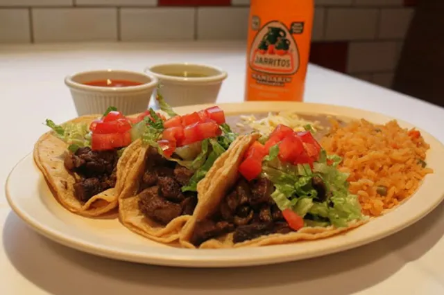 Arturo’s Mexican Food (Diversey Ave.)