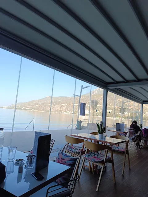 Aura All day resto bar